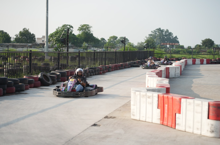 HopUp Trampoline Go Karting Arcade & VR Gaming Zone | Zirakpur Chandigarh