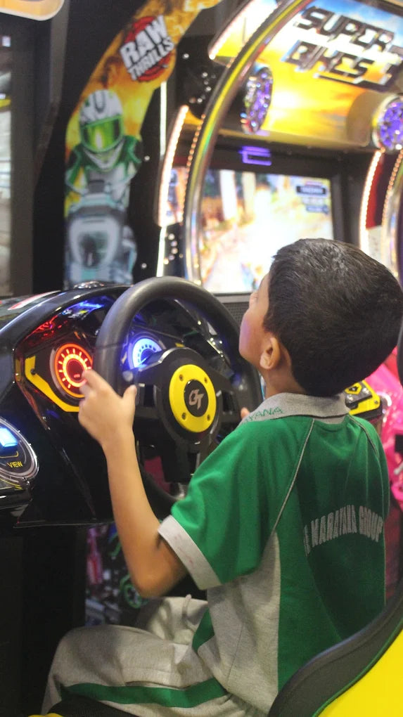 HopUp Trampoline, Arcade & VR Game Zone | Andheri West Mumbai