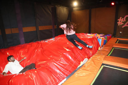 HopUp Trampoline, Arcade & VR Game Zone | Andheri West Mumbai