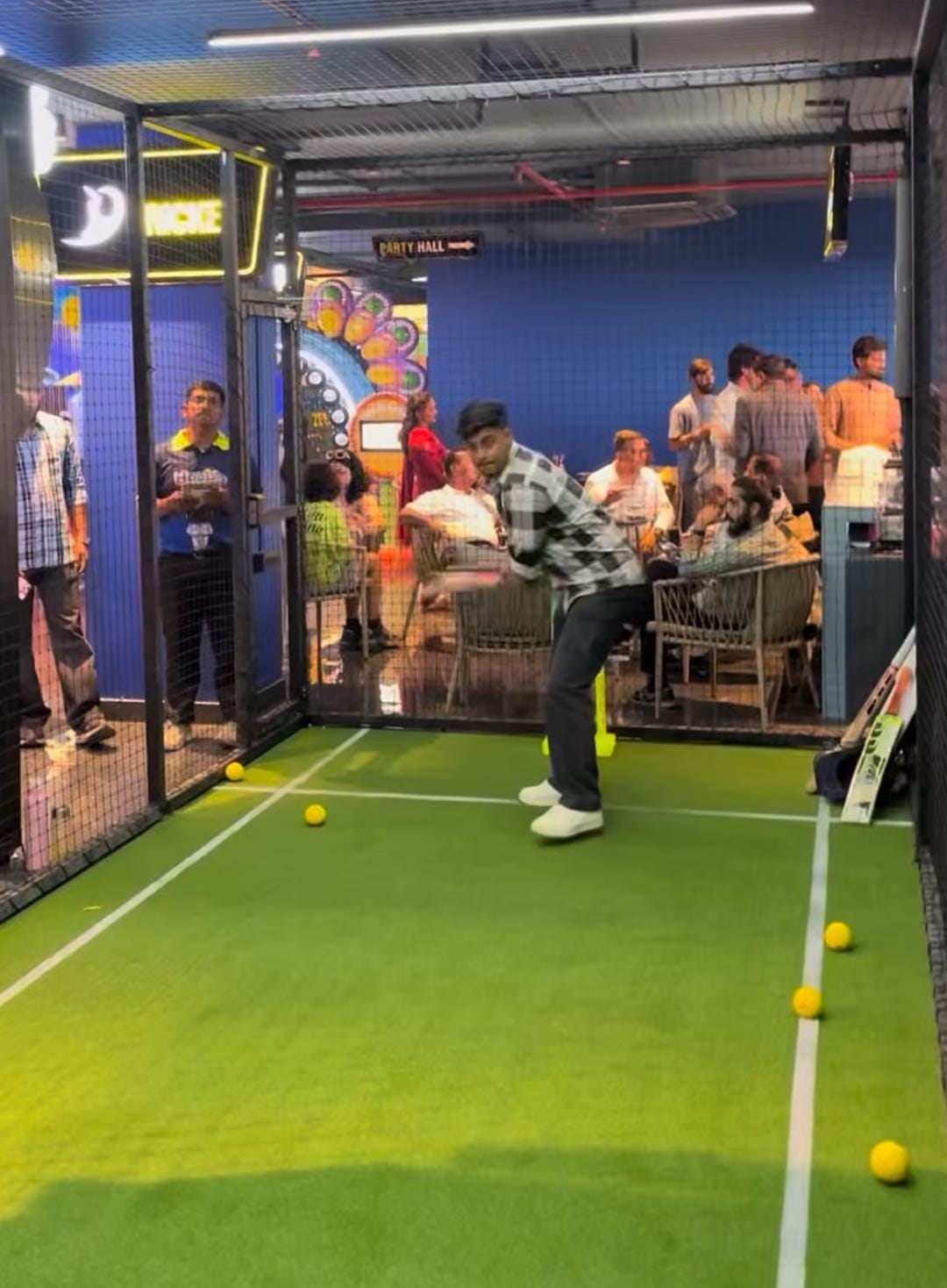 HopUp Play Area & Game Zone | Anjana Central Mall Agra