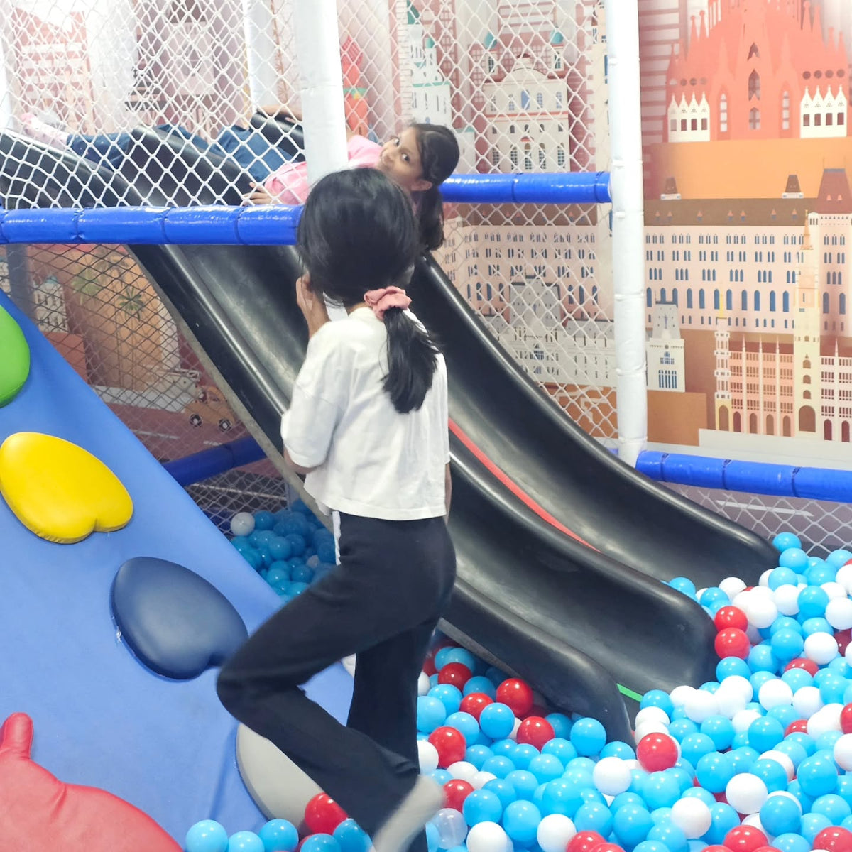 Joyvillei Indoor Play Area | Sector 27 Gurugram