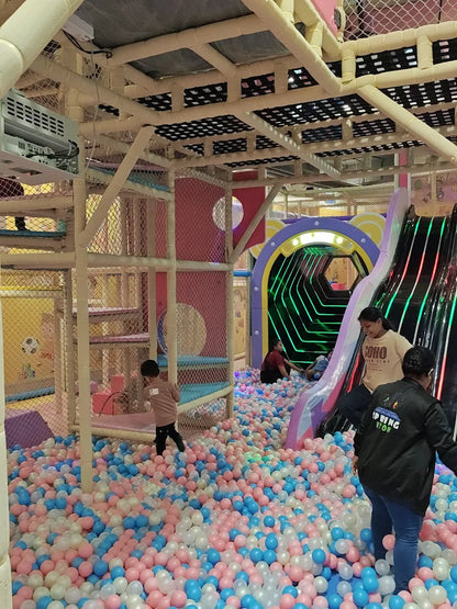 Jus' Jumpin' Play Area | R City Mall Ghatkopar Mumbai