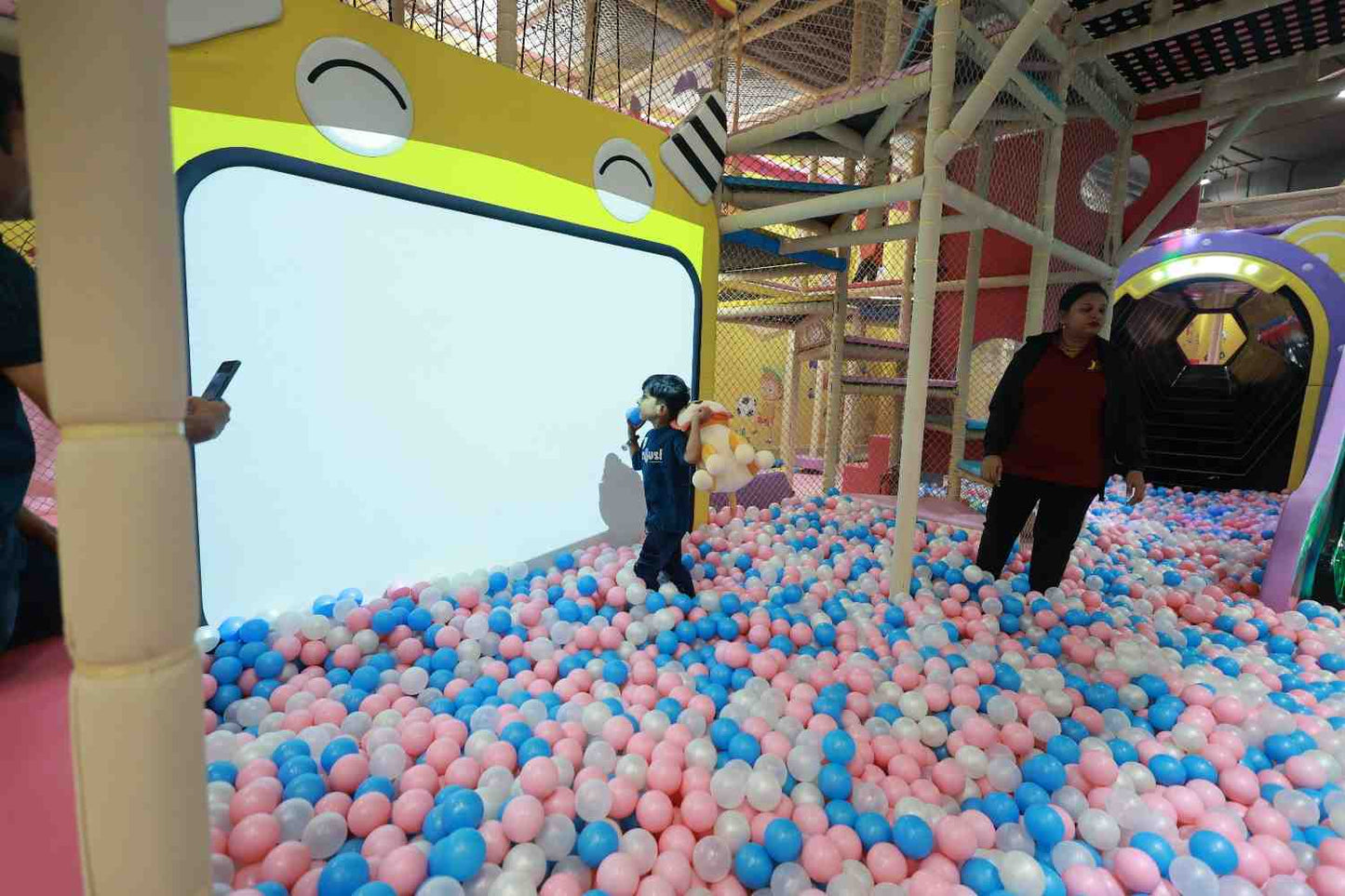 Jus' Jumpin' Play Area & Trampoline | ABC Square Newtown Kolkata