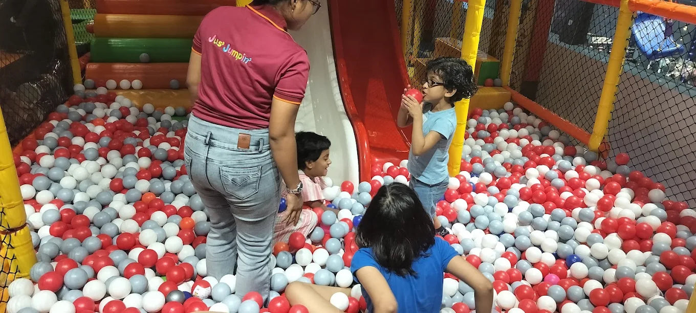 Jus' Jumpin' Play Area | Avani Riverside Mall Howrah Kolkata
