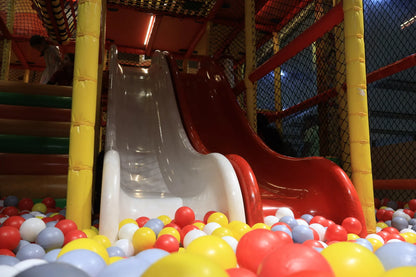 Jus' Jumpin' Indoor Play Area | Spectrum Mall Sector 75 Noida