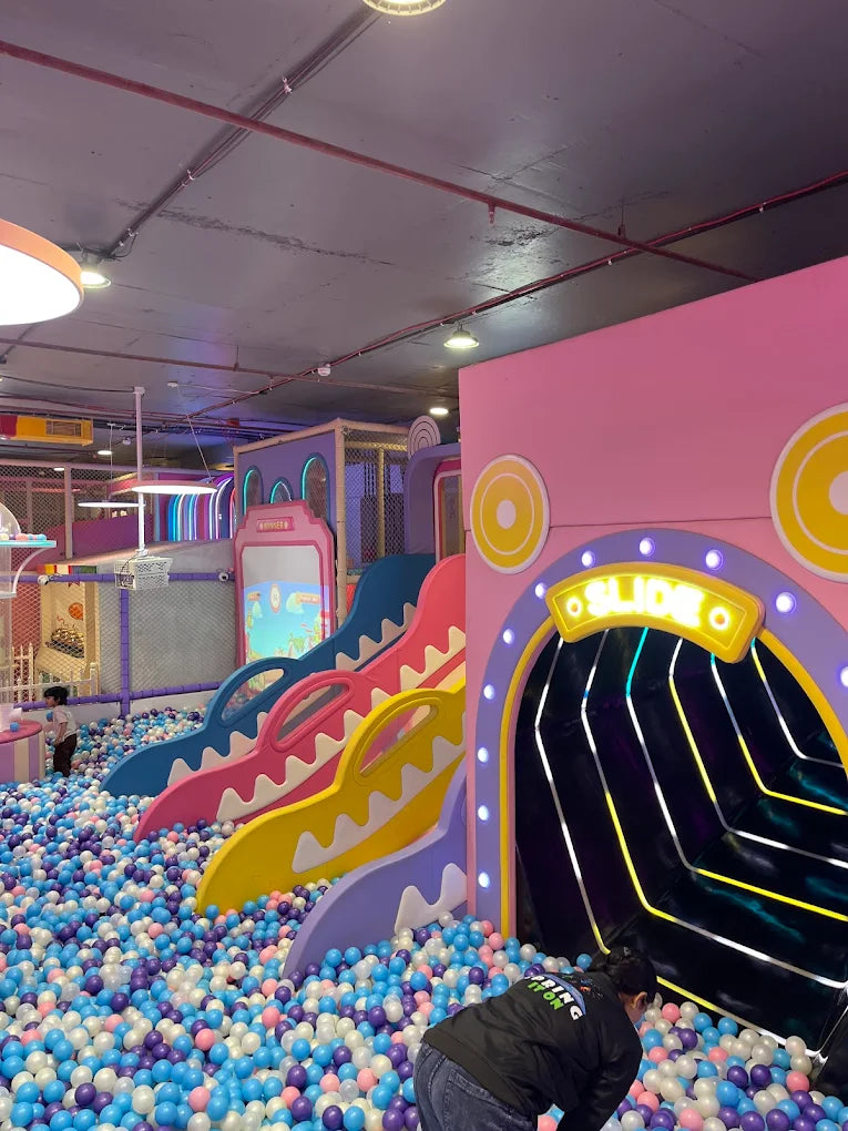 Jus' Jumpin' Indoor Play Area | R Mall Thane West Mumbai