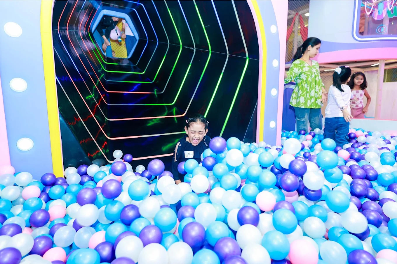 Jus' Jumpin' Indoor Play Area | R Mall Thane West Mumbai