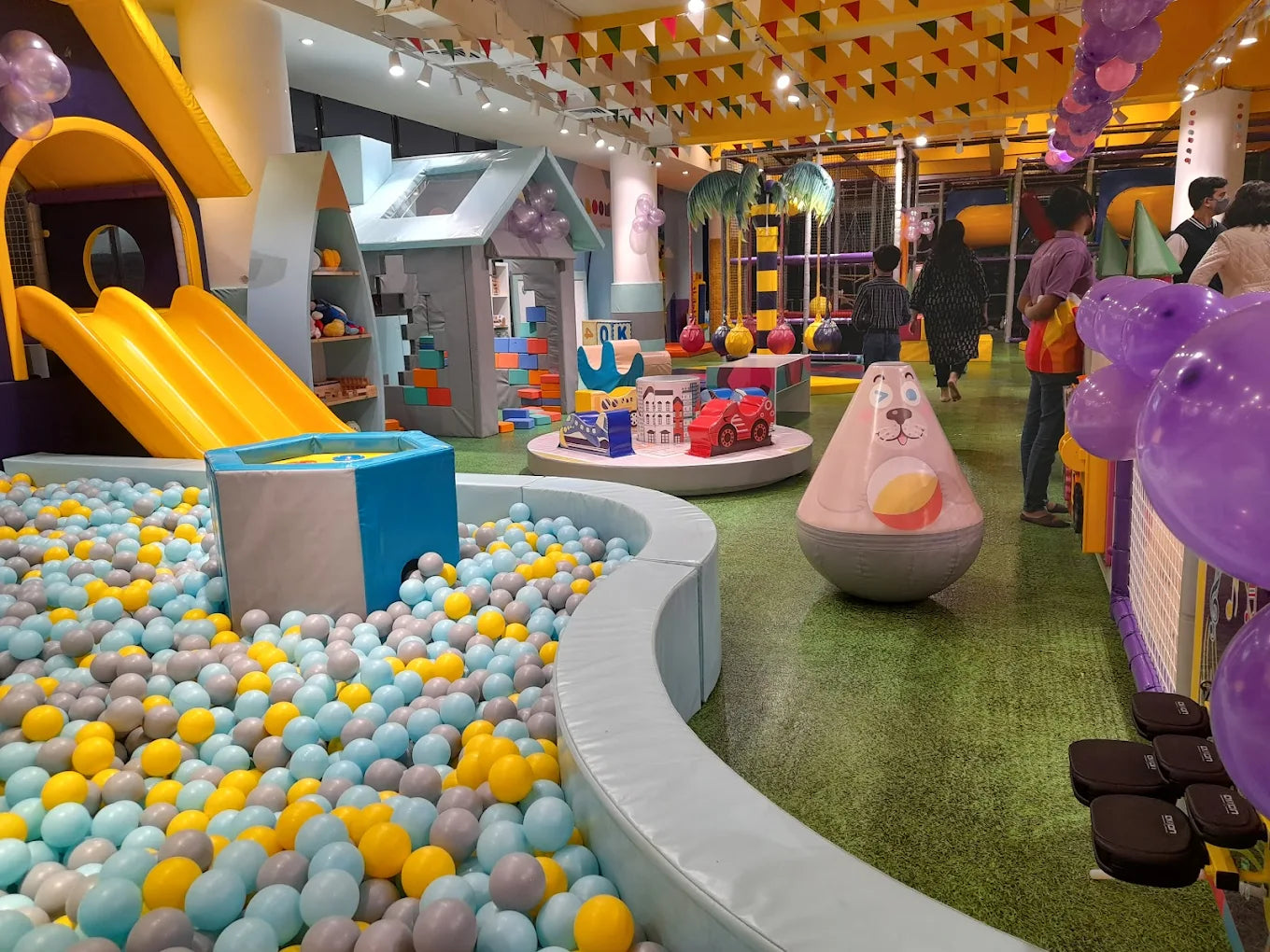 Kaboom Indoor Play Area | Ozone Shoping Mall Aundh Pune