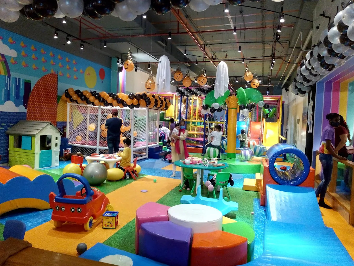Kaboom Indoor Play Area | Seasons Mall Magarpatta Hadapsar Pune