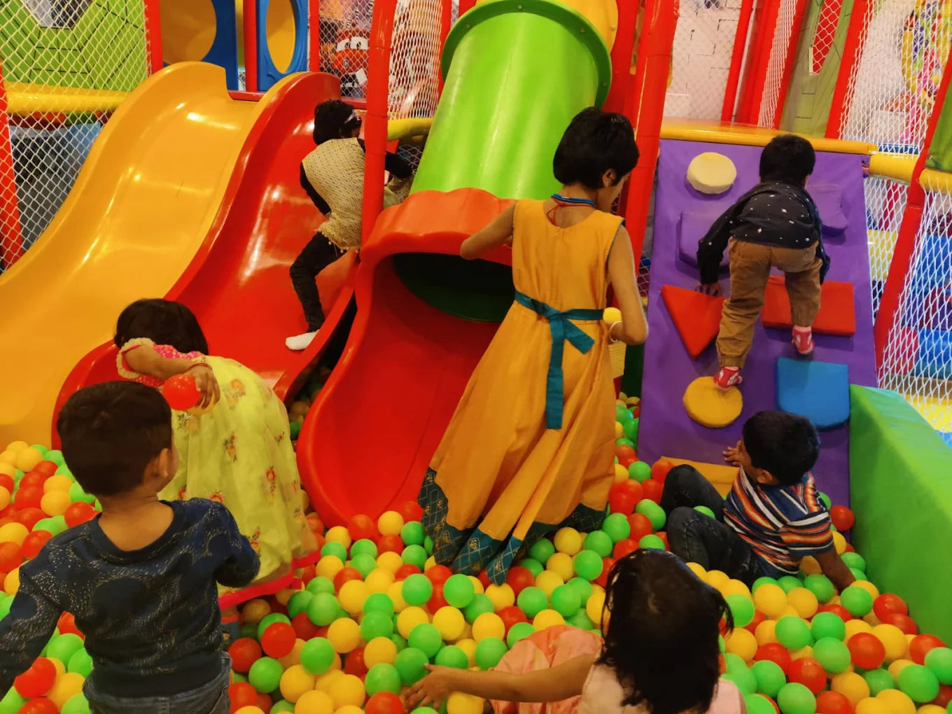 Kids Funvilla Indoor Play Area | KR Puram Bangalore