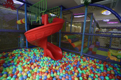 Kidz & Bigz Play Area & Arcade Play Zone Anand Vihar Delhi