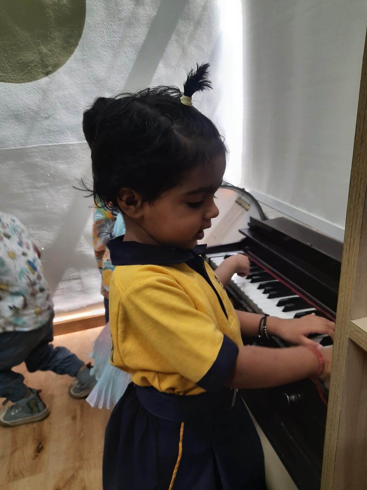 Kirti Montessori School | Opposite Sector 5 Gurgaon - ActivityKidz