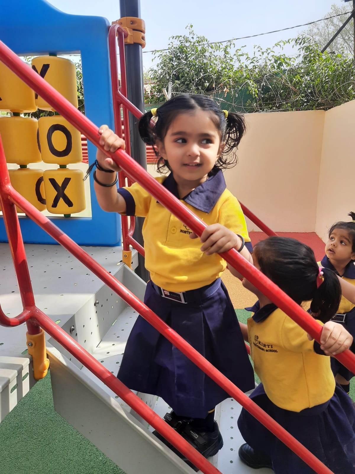 Kirti Montessori School | Opposite Sector 5 Gurgaon - ActivityKidz