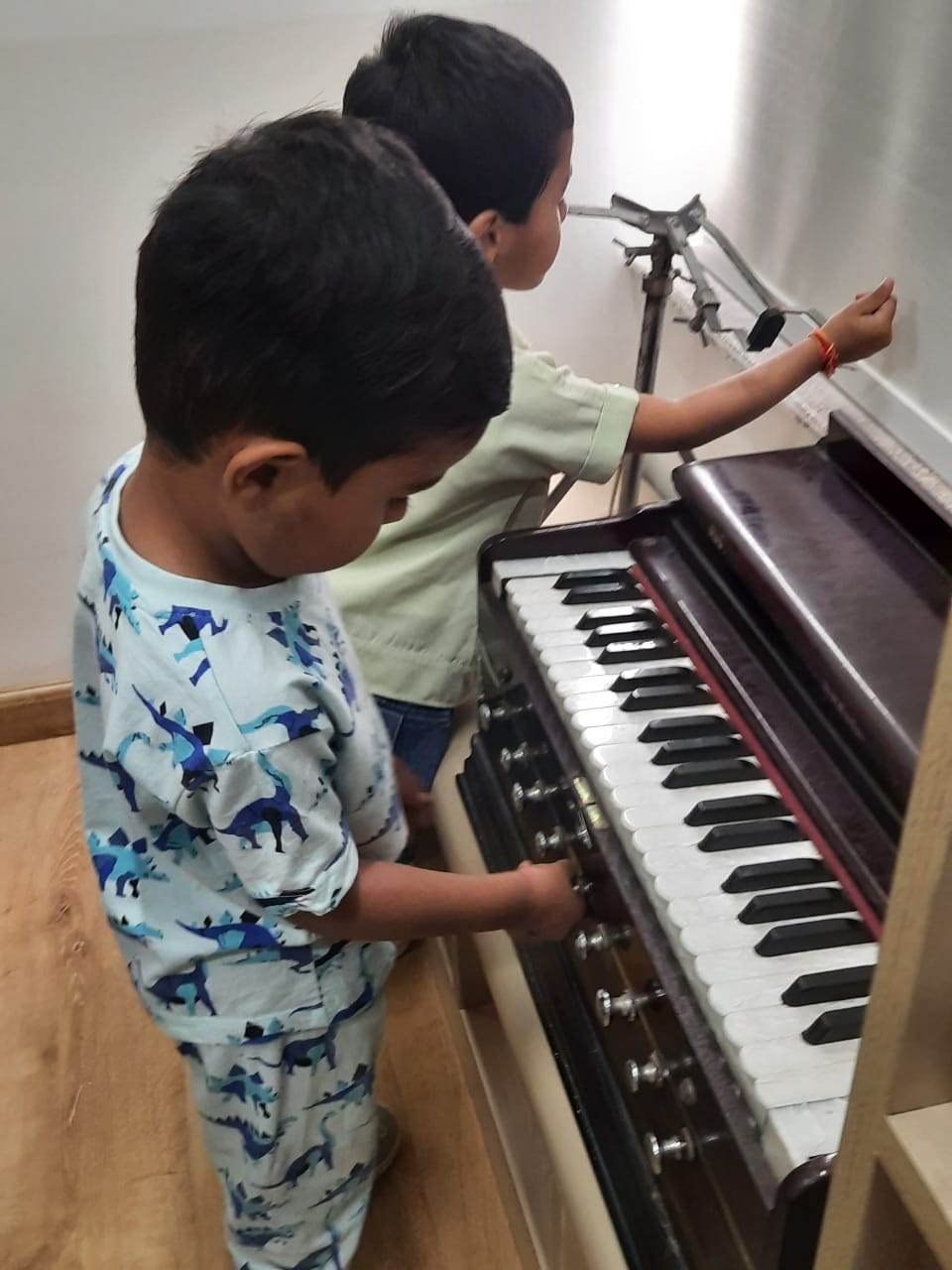 Kirti Montessori School | Opposite Sector 5 Gurgaon - ActivityKidz