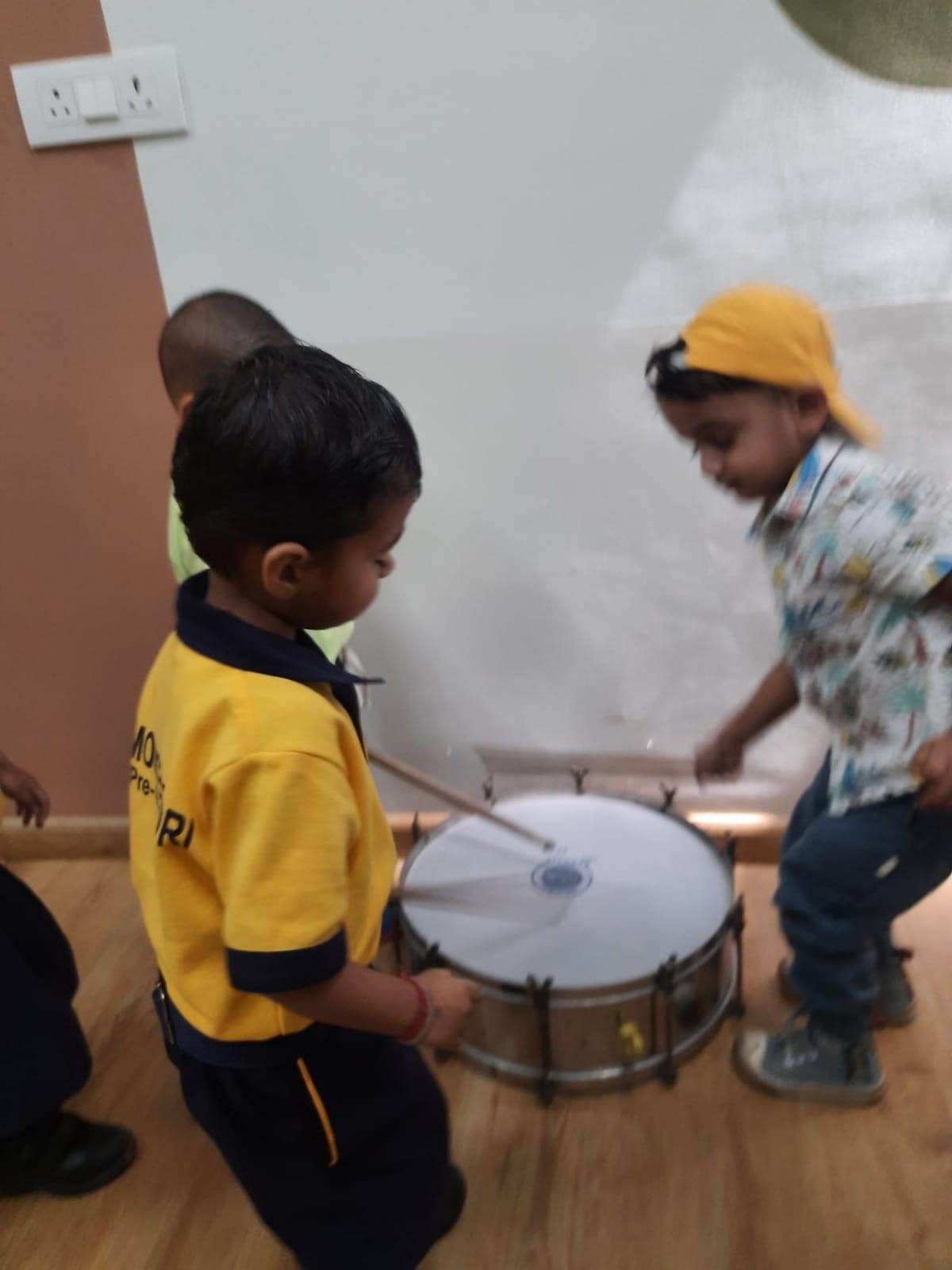 Kirti Montessori School | Opposite Sector 5 Gurgaon - ActivityKidz