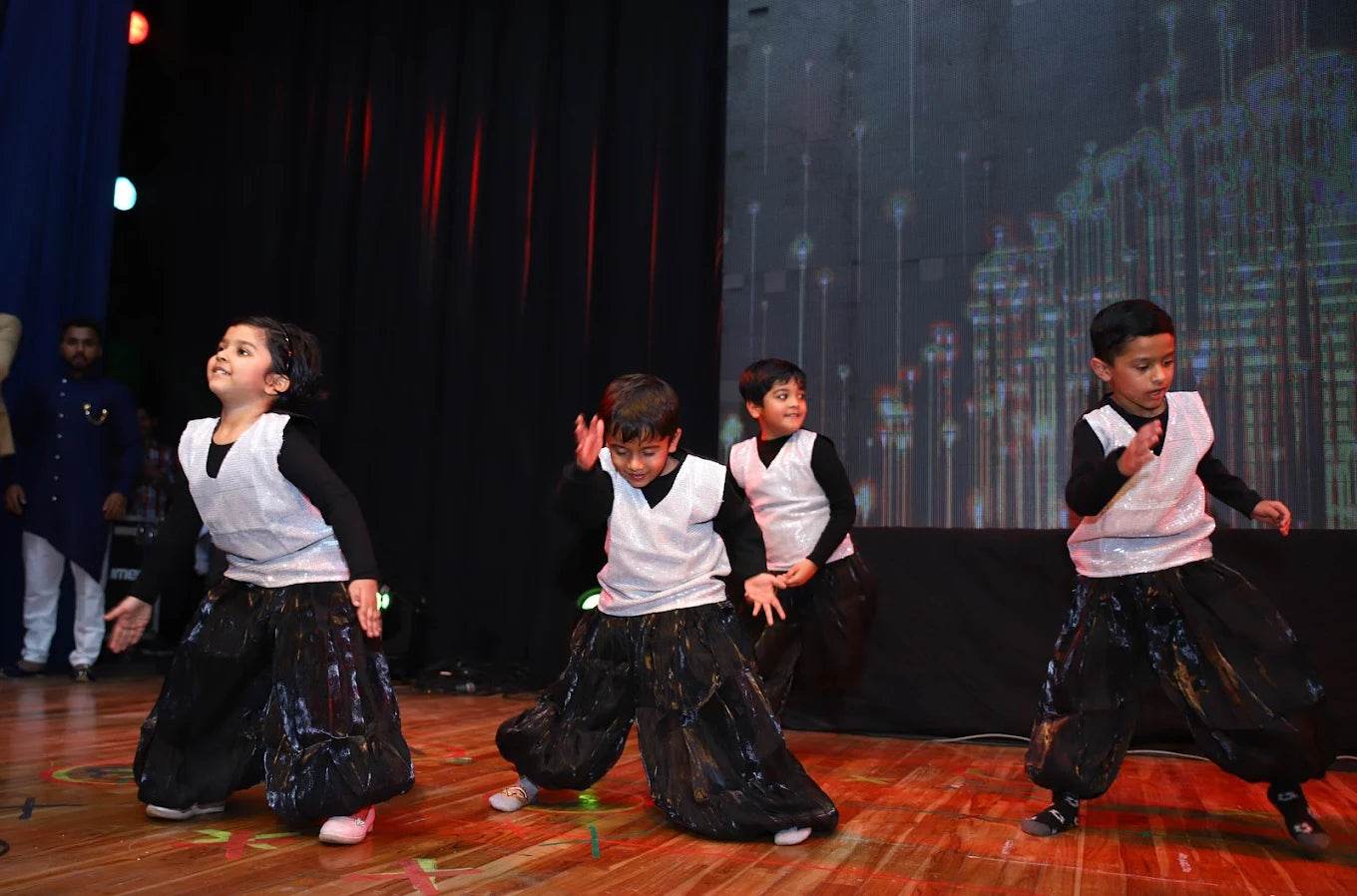 Krazy 2 Music | Dance Instruments Fine Arts Vocals | Near Omaxe City Center Gurgaon - ActivityKidz