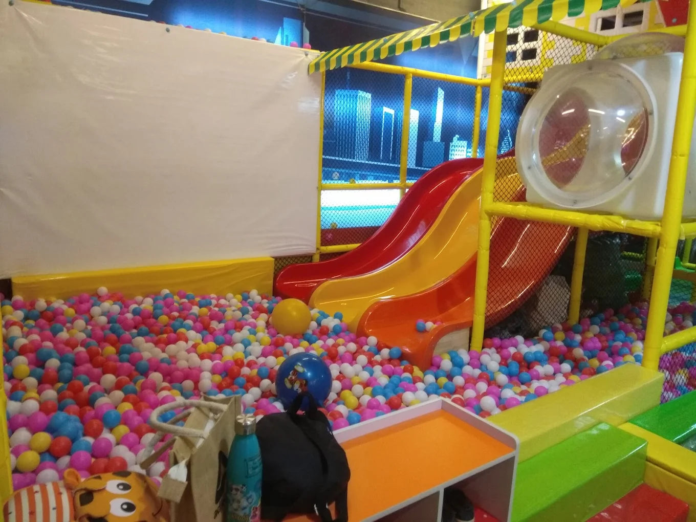 LED Bowling VR & Playzone | Westend Mall Aundh Pune