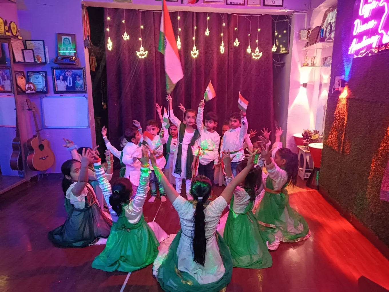 Lajja Dance Academy for Kathak Semi-Classical Bollywood Folk Dance | Sector 10 Gurgaon - ActivityKidz