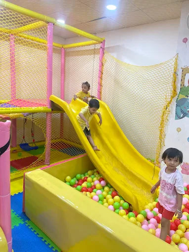 Let's Play Zone Indoor Play Area | Crossings Republik Ghaziabad