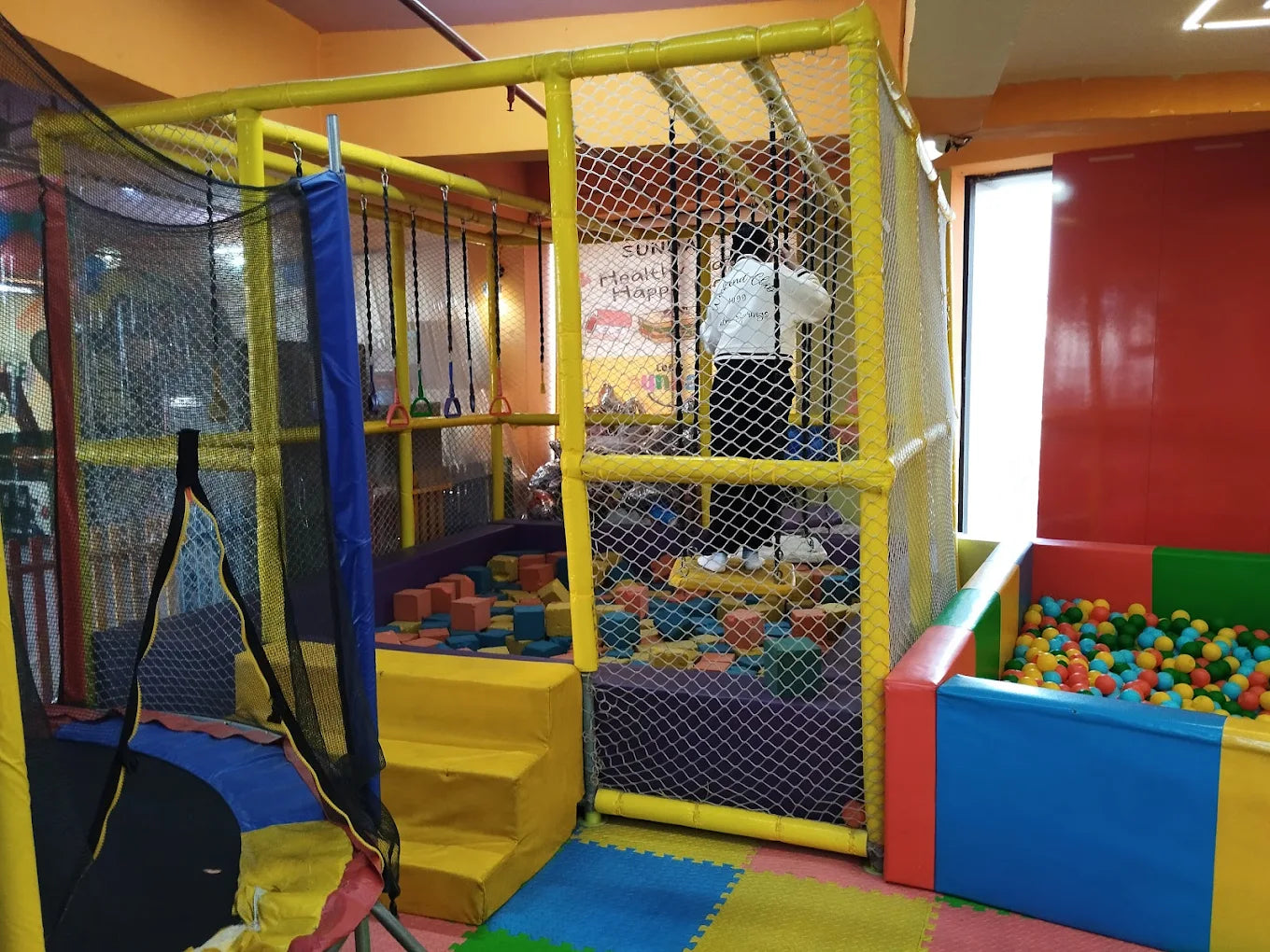 Let’s Sunday Play Area & Arcade Zone | Indirapuram Ghaziabad