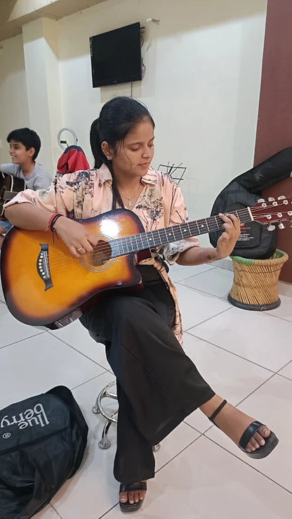 Magic of Chords | Guitar Ukulele Sitar Keyboard | Sector 12 Gurgaon