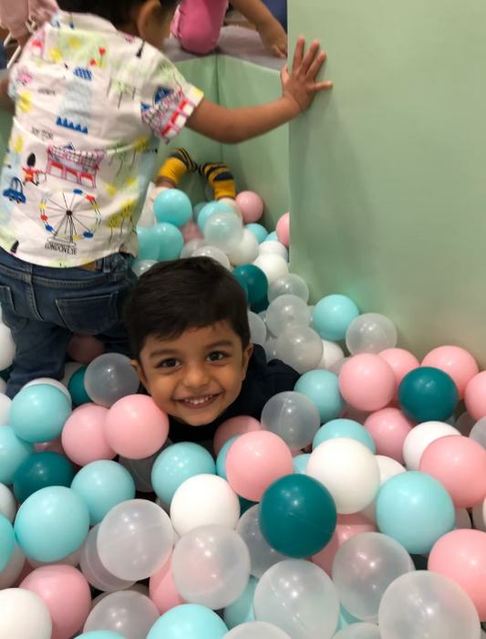 Make N Bake Indoor Play Area | Girgaon Chowpatty South Mumbai