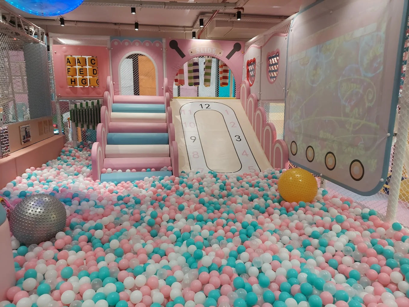 Marshmallow Kids Indoor Play Area | Meraki Arena Chembur Mumbai