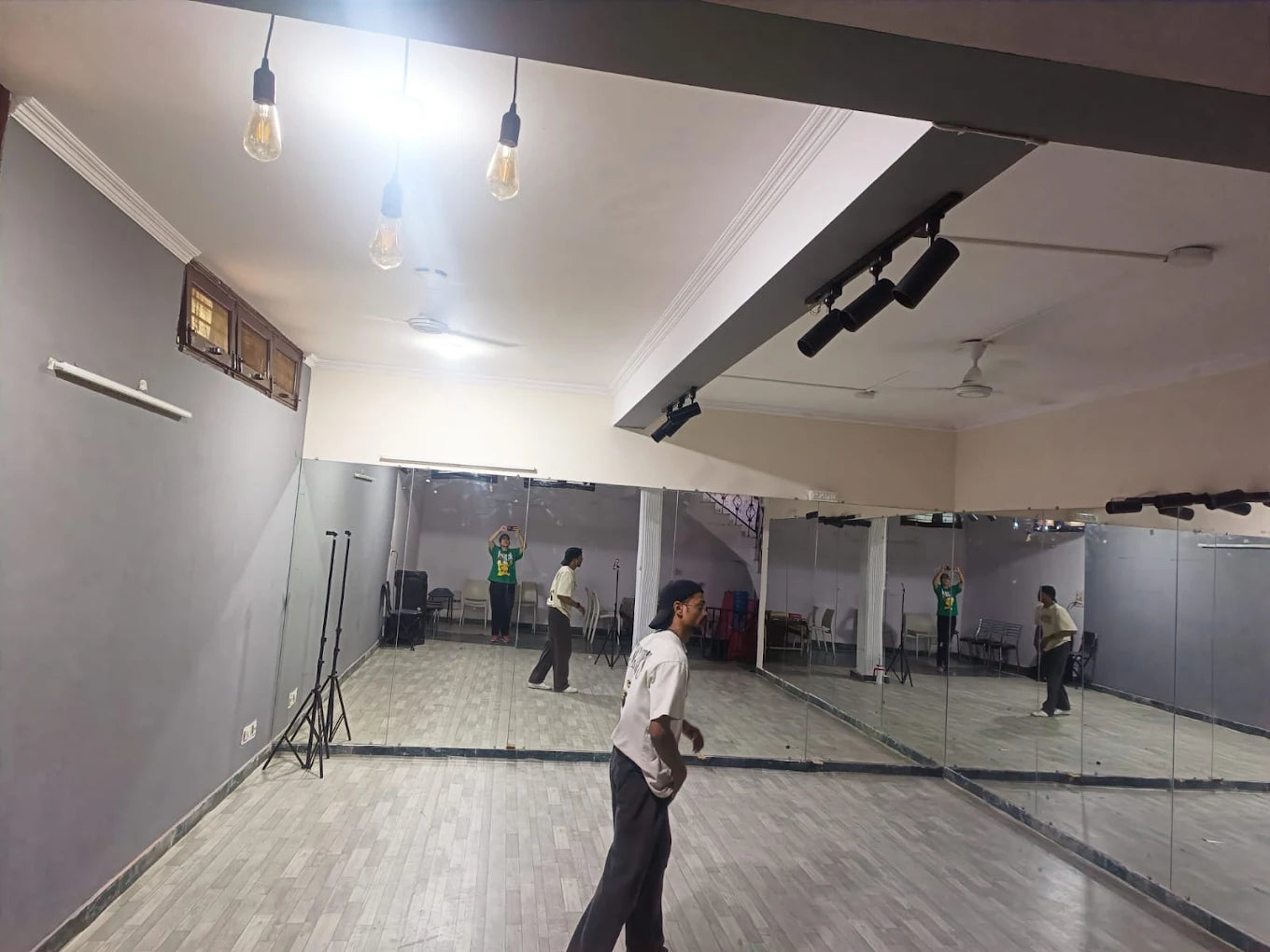 Moonwalk Dance & Fitness Studio | Sector 22A Gurgaon