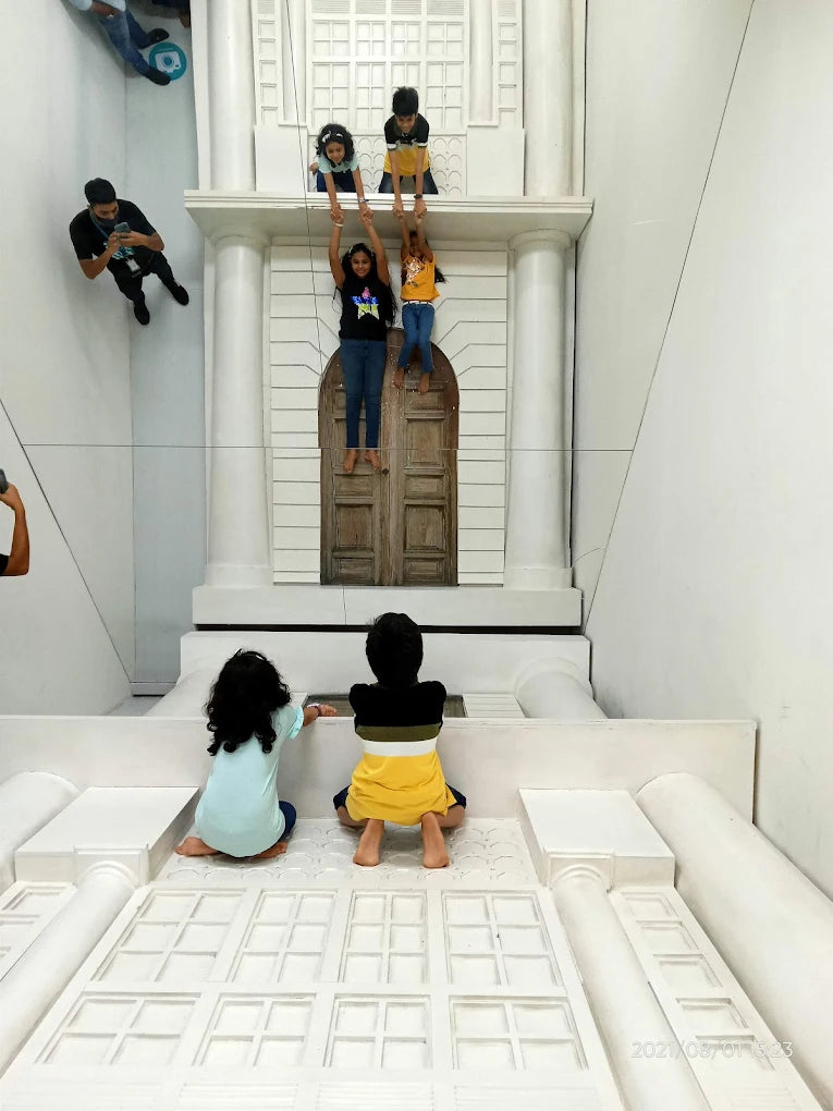 Museum of Illusions Immersive Experience | Connaught Place Delhi