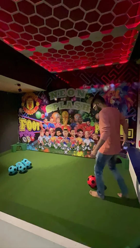 Neon Splash Room | Opposite Infinity Mall Andheri West Mumbai