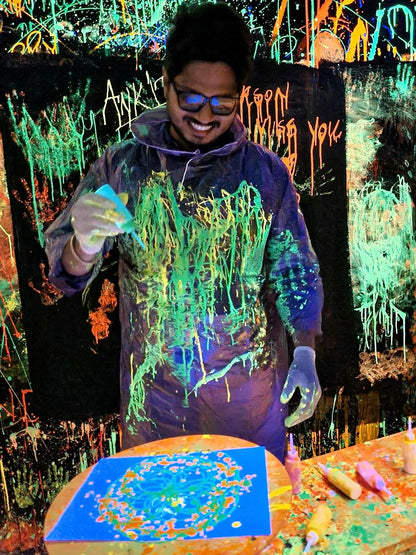 Neon Splash Room | Opposite Infinity Mall Andheri West Mumbai