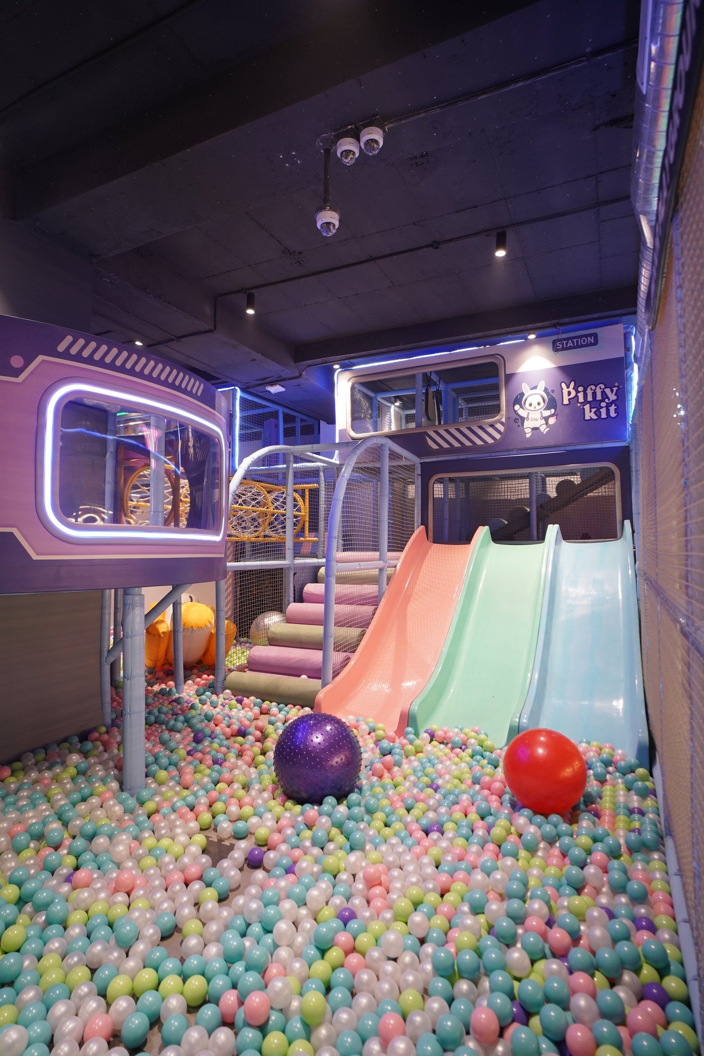 Piffy Park Indoor Play Area | Sector 23A Dwarka Delhi