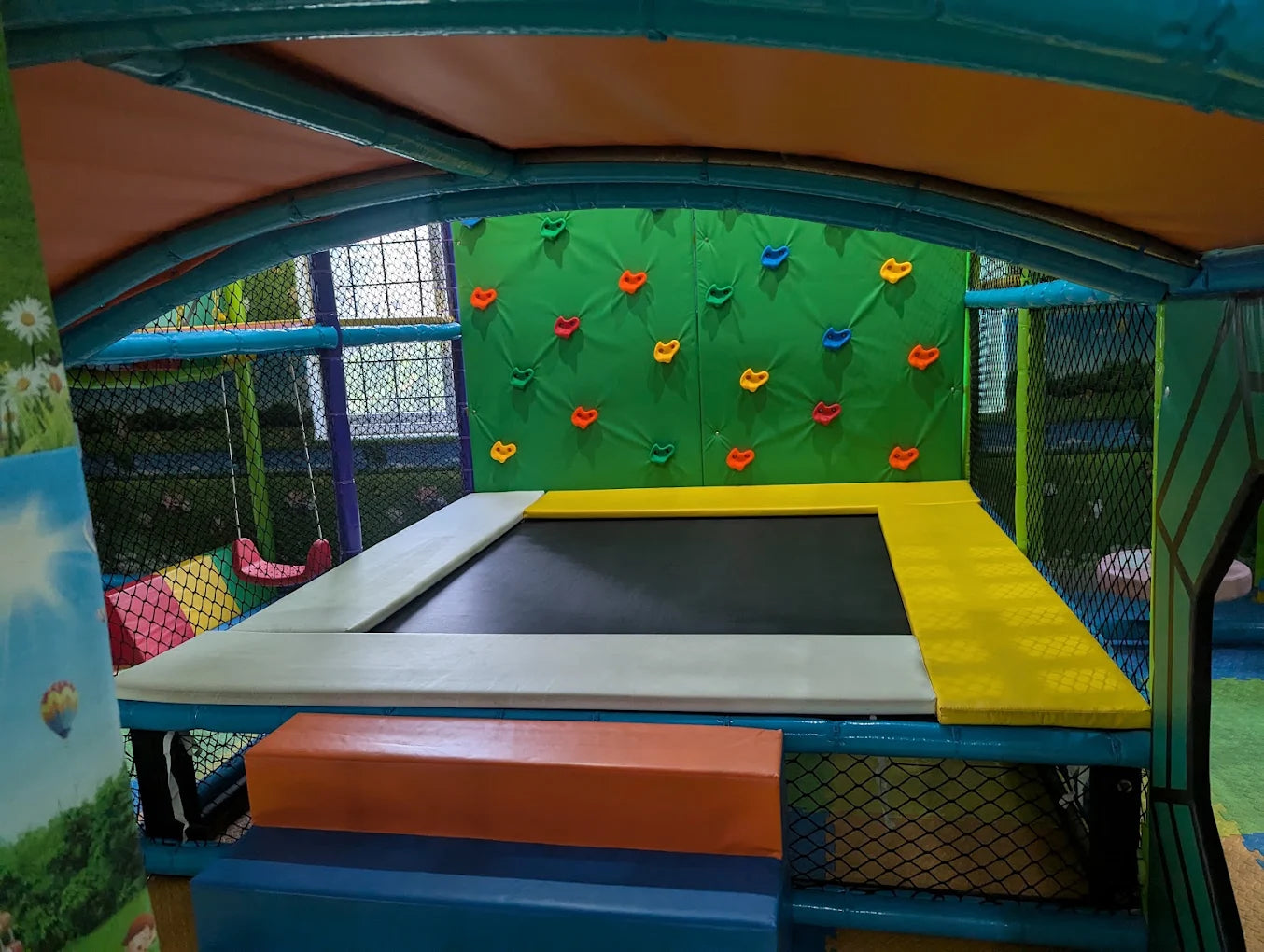 Play 'N' Grow Play Area | Chandapura Bommasandra Bangalore