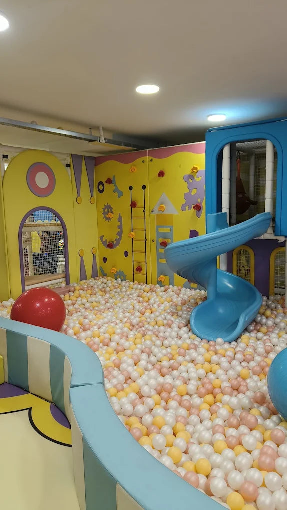 Play O'Clock Kids Play Area | Amarjyoti Layout Domlur Bangalore
