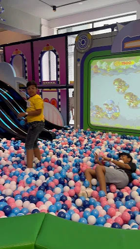 Pompy and Potlu Game Zone | Sector 144 Noida
