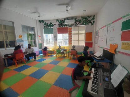 Reet Sangeet Music Academy for Guitar Keyboard Dance | Sector 84 Gurgaon