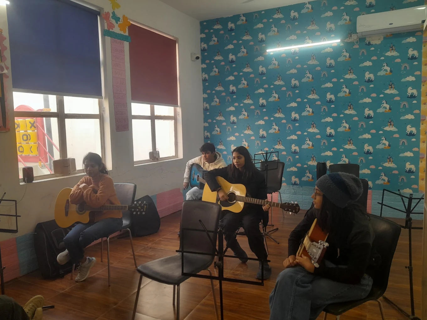 Reet Sangeet Music Academy for Guitar Keyboard Dance | Sector 84 Gurgaon