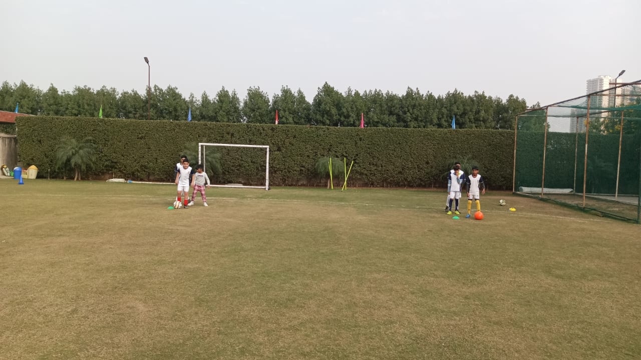 R Kade Cricket Football Basketball Sector 47 Gurgaon