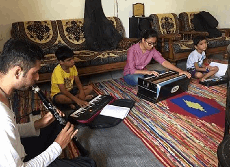 The Veena Music Academy for Harmonium Flute Piano | Sector 8 Gurgaon