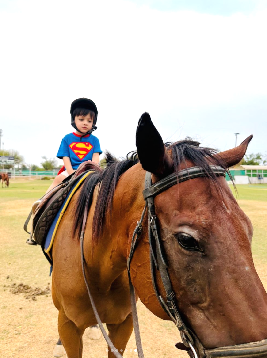 デューク乗馬クラブ | ヘリテージ インターナショナル エクスペリエンス スクールの近く