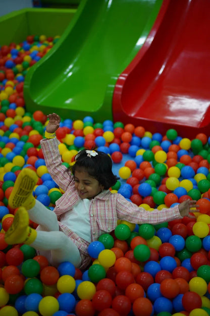 Simon Say's Play Area | Blue Saphhire Business Park PCMC Pune