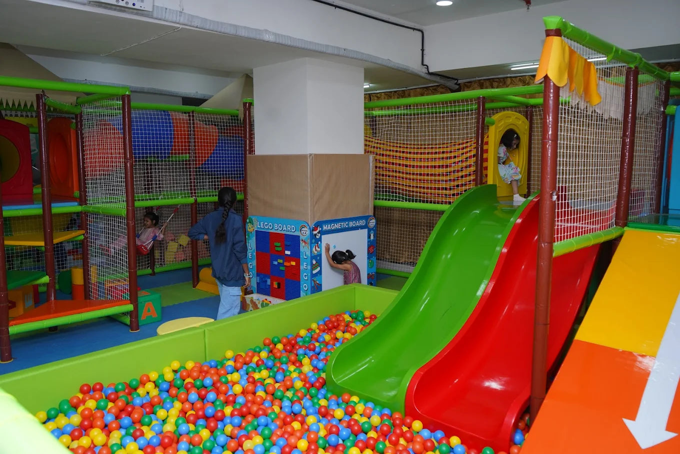 Simon Say's Play Area | Blue Saphhire Business Park PCMC Pune