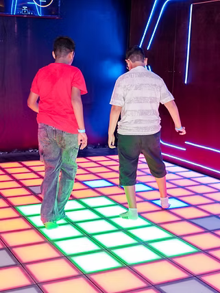 Skadoosh Play Area, Arcade Games & Laser Tag | Varthur Bangalore