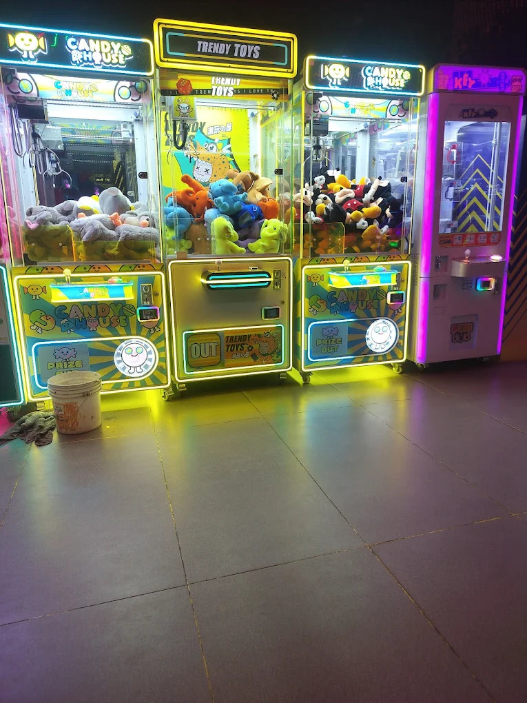 Sky Gamer Arcade Game Zone | V3S Mall Nirman Vihar New Delhi