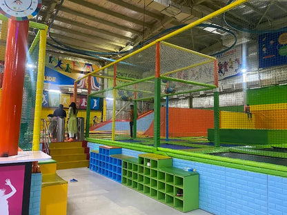 SkyJumper Trampoline Park | Metro Walk Mall Sector 10 Rohini Delhi