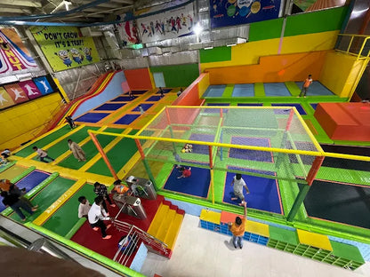 SkyJumper Trampoline Park | Metro Walk Mall Sector 10 Rohini Delhi