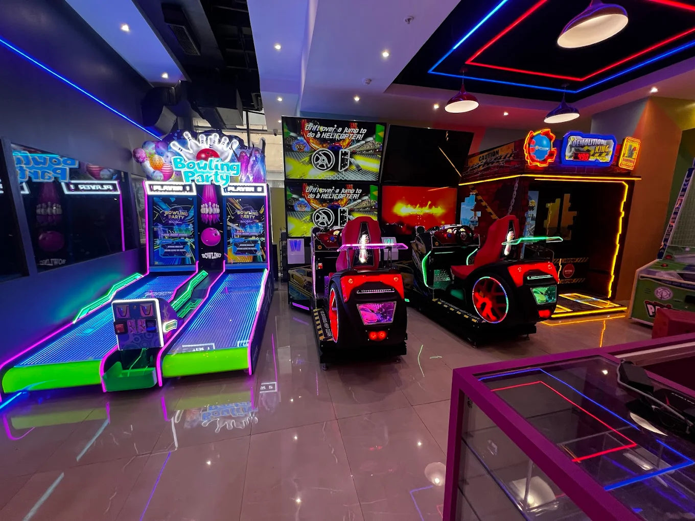 SkyJumper Trampoline Park M3M Broadway Sector 71 Gurgaon