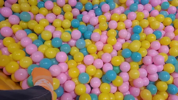 Skyjumper GoBananas Trampoline Park | Sector 25A Noida