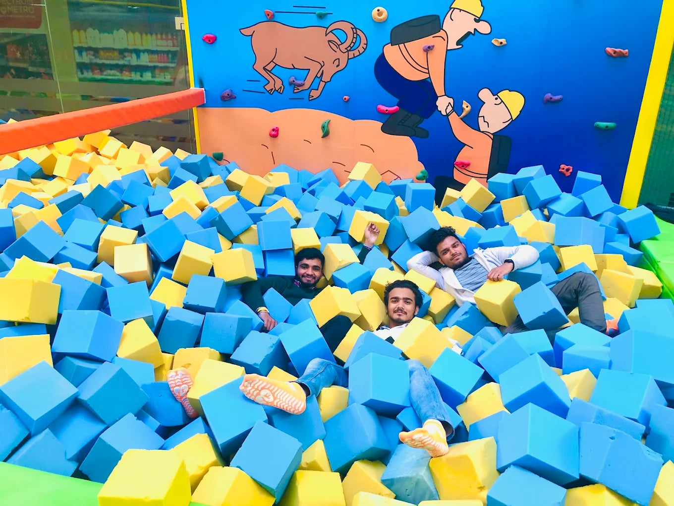 Skyjumper Trampoline Park Spectrum Metro Mall Sector 75 Noida