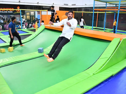 Skyjumper Trampoline Park Spectrum Metro Mall Sector 75 Noida